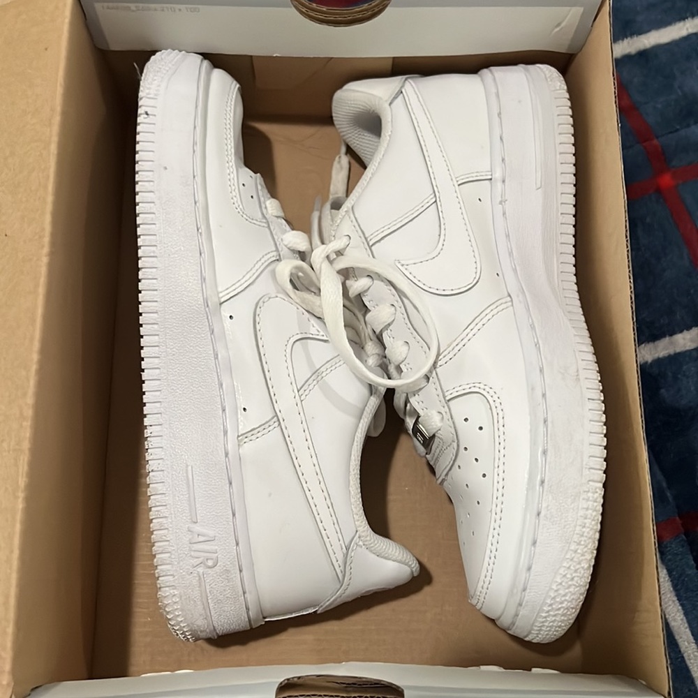 Used Nike Air Force 1’s